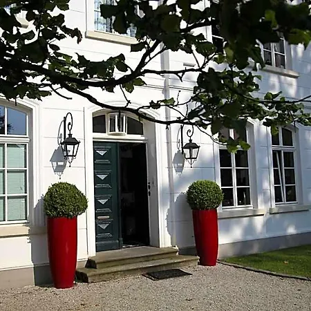 Hochzeitshaus Hotel 3*