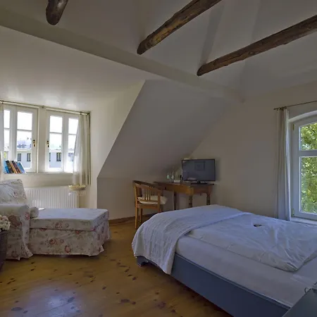 Hochzeitshaus Hotel 3*