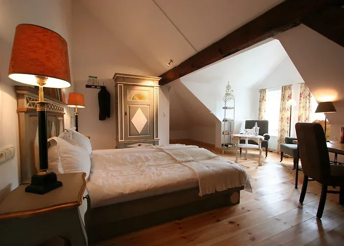 Hotel Hochzeitshaus 3*